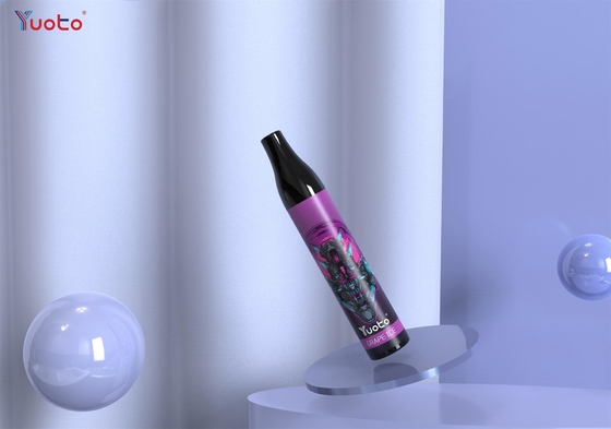 普及したYuoto 2000は使い捨て可能なvapeの網のコイル6ml Eジュース850mAhのEタバコのVapeのペンVapeの吹く