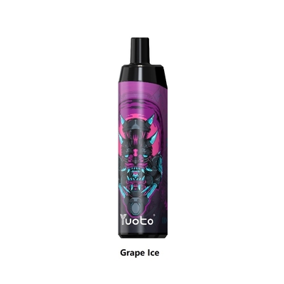 ほとんどの普及したYuotoのブドウの氷使い捨て可能なVape Thanos 5000はコイル再充電可能な50mg網の吹く