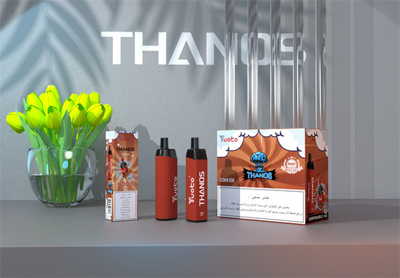 タイプC再充電可能なYuoto Thanos 5000は使い捨て可能なVape 14ml E液体650mAh吹く