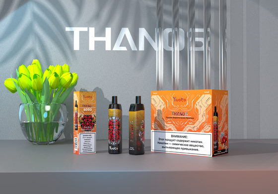 新しい普及したYuoto Thanos 5000はコイル使い捨て可能な14ml Eジュース650mAhの網の吹く