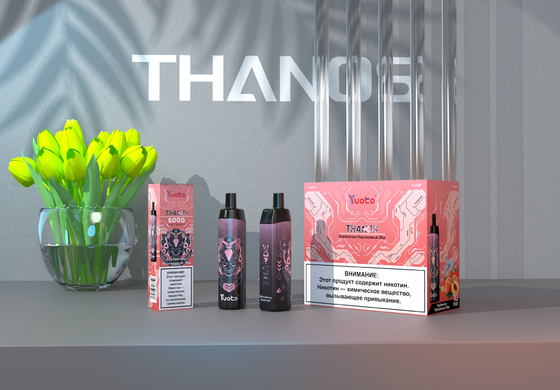 新しい普及したYuoto Thanos 5000はコイル使い捨て可能な14ml Eジュース650mAhの網の吹く