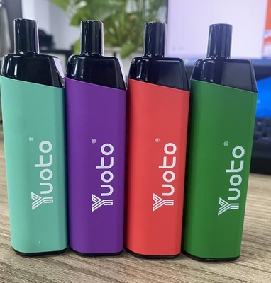 OEM Vapeの工場使い捨て可能なVapeのペンの始動機のキットのYuoto Thanos 5000のパフのVapes 650mAh電池14ejuice